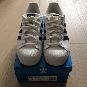 Adidas Superstars